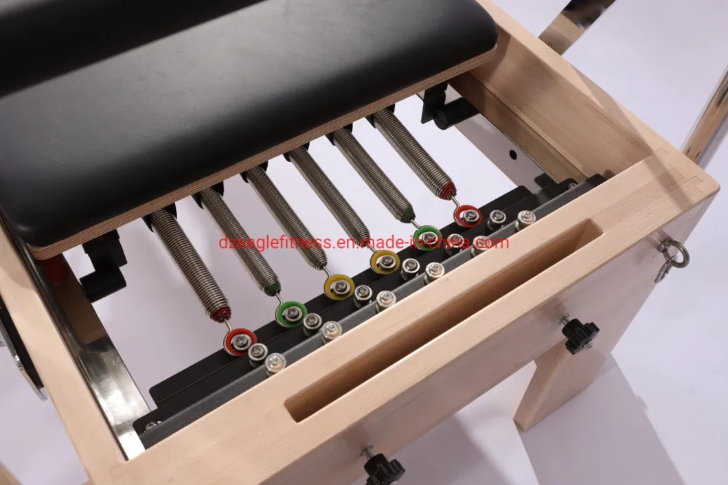 Pilates Studio Cadillac Yoga Reformer Commercial Oak Pilates Equipment Pilates Cadillac Elevated Bed for Woman Yoga Exercise